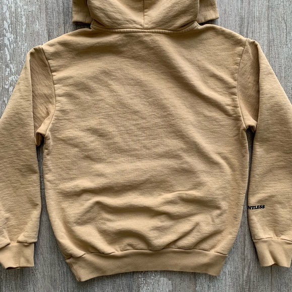 π₯π₯TALENTLESS - KIM IS MY LAWYER HOODIEπ₯π₯ - Picture 4 of 5